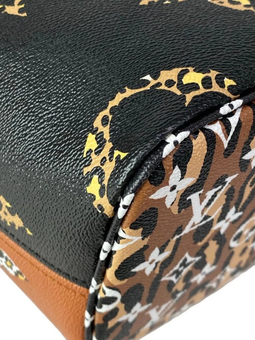 LOUIS VUITTON Neverfull MM M44676 Noir Monogram Jungle GI3139 Tote Bag - Picture 3 of 15